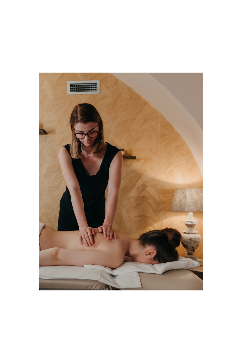 Relaxační masáž 20 min (po-čt v čase 10-14 hod.)